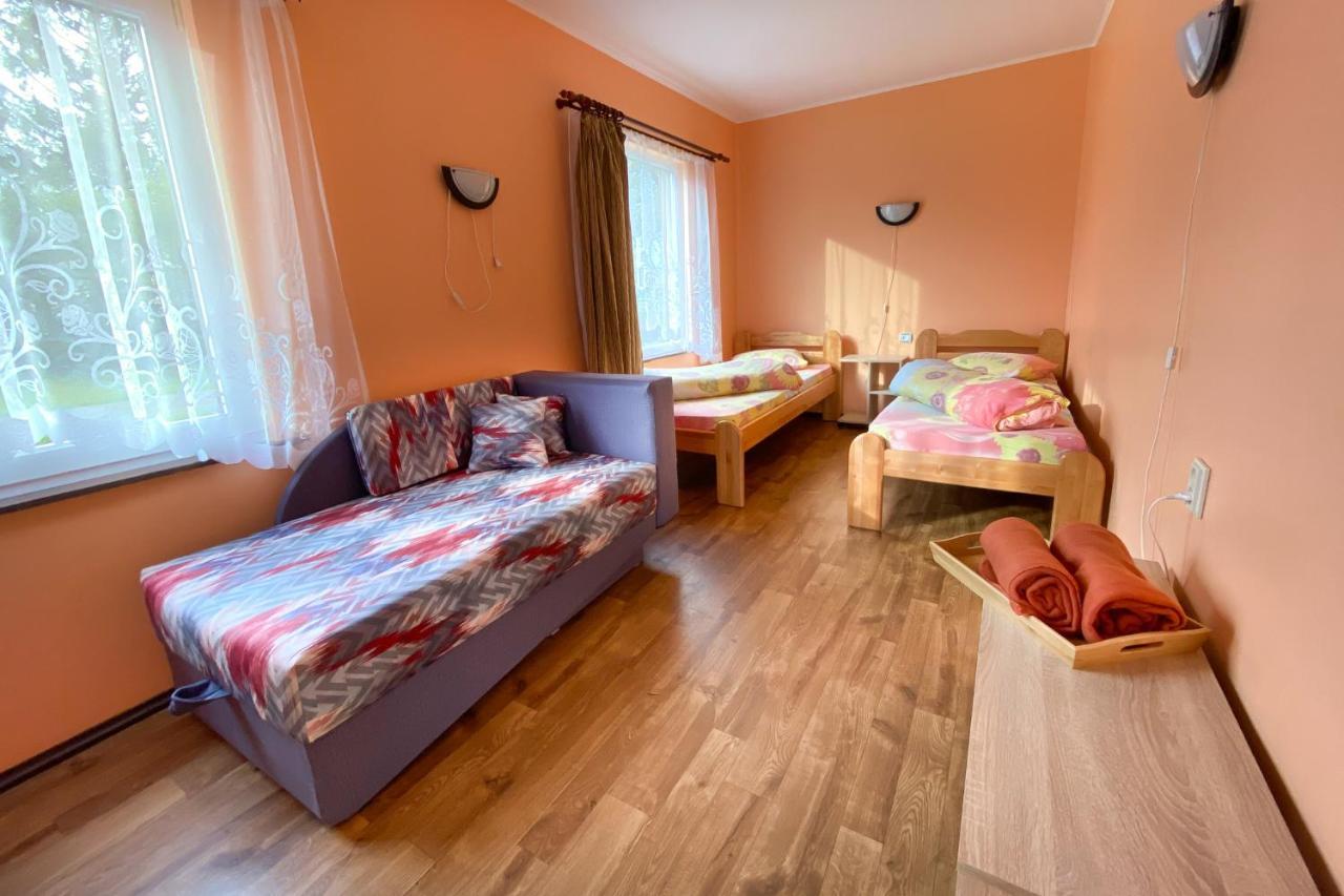 Ergli Hotel Bernati Bagian luar foto