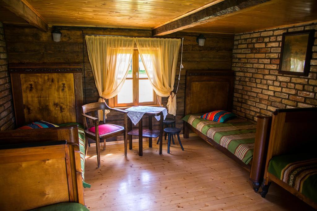 Ergli Hotel Bernati Bagian luar foto